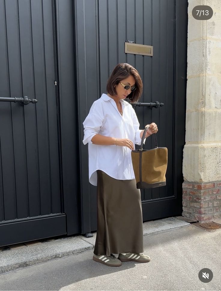 10 Pieces Every Woman Should Own Before Turning 30 (Or 40)