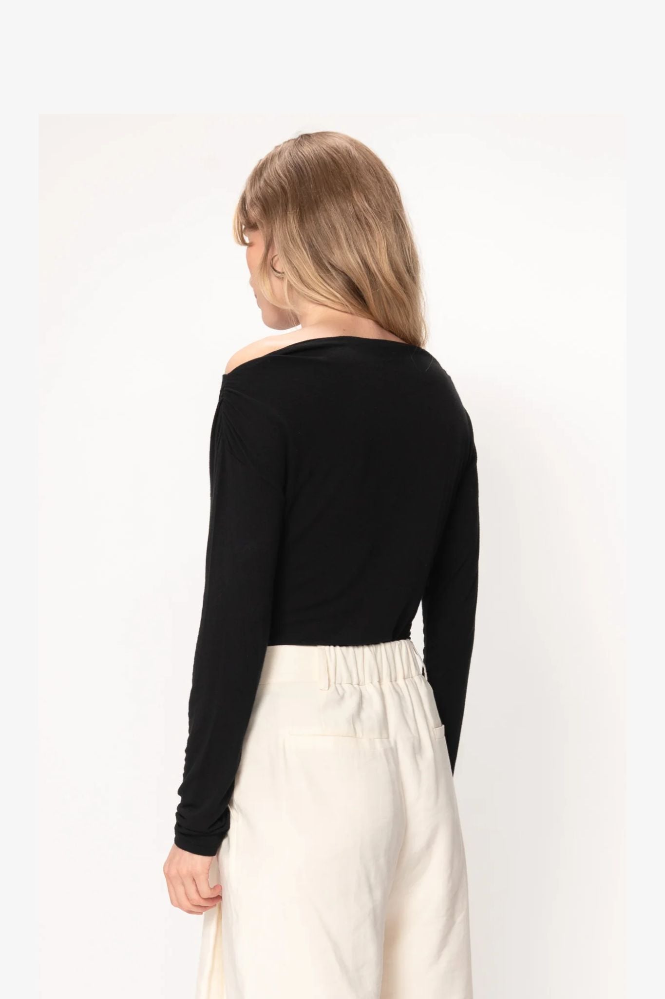Eris top