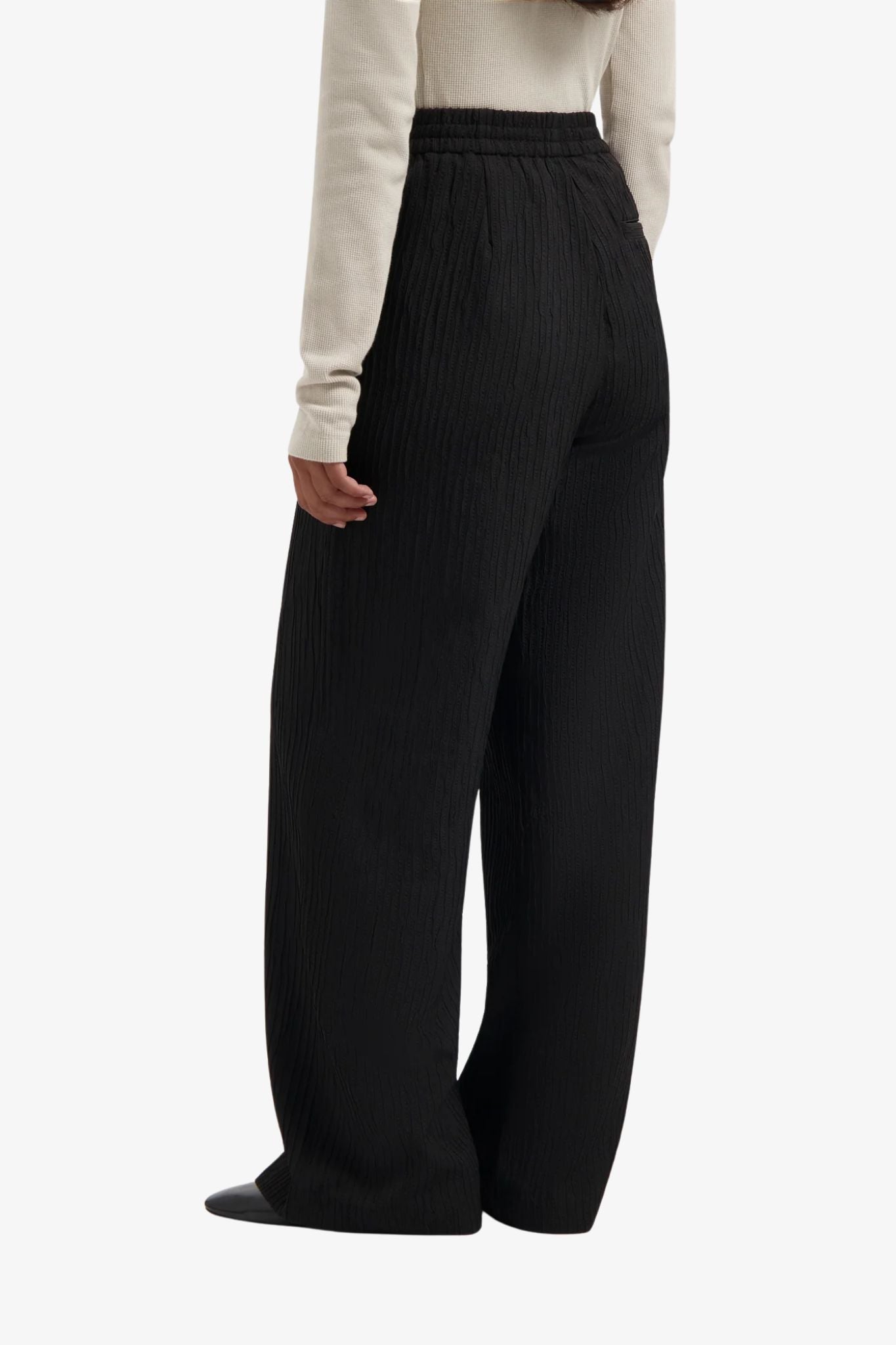 Textured Drapey Pant