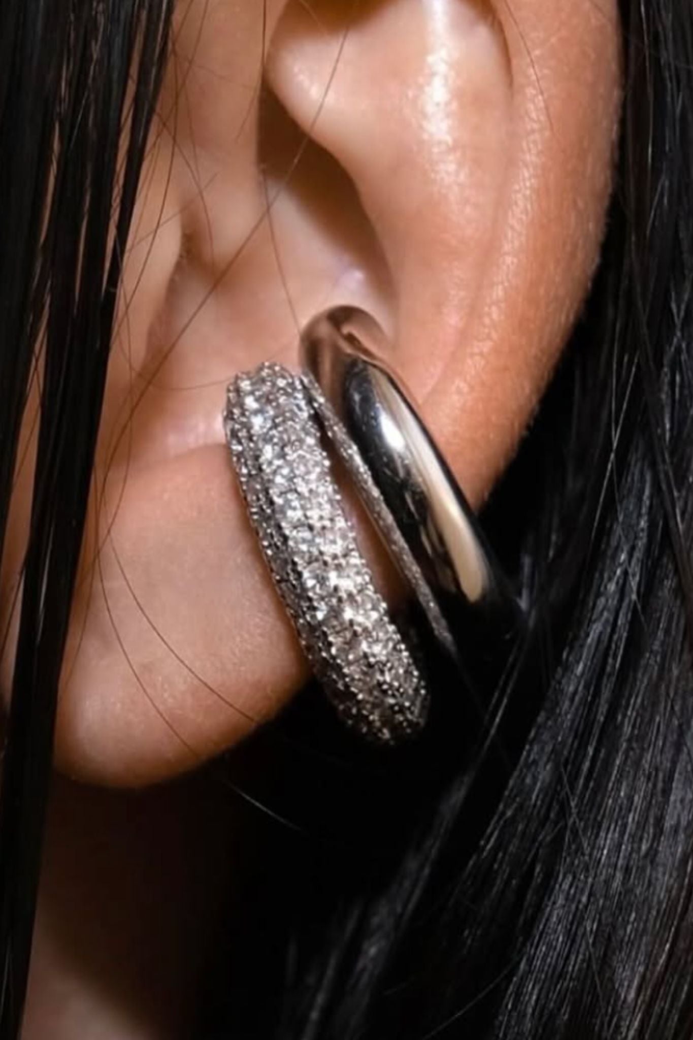 Kos diamond earcuff