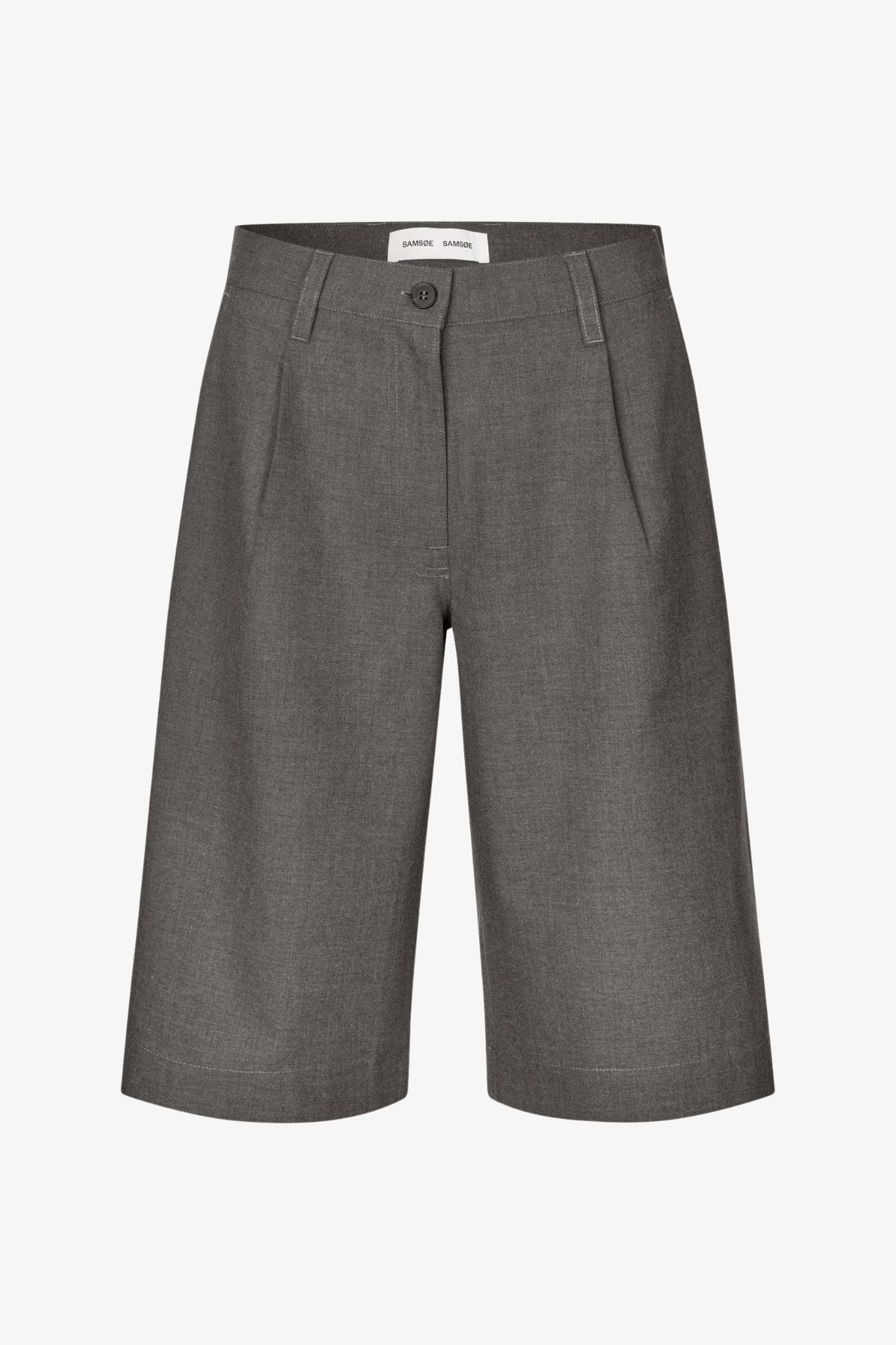 Saharper pleat shorts