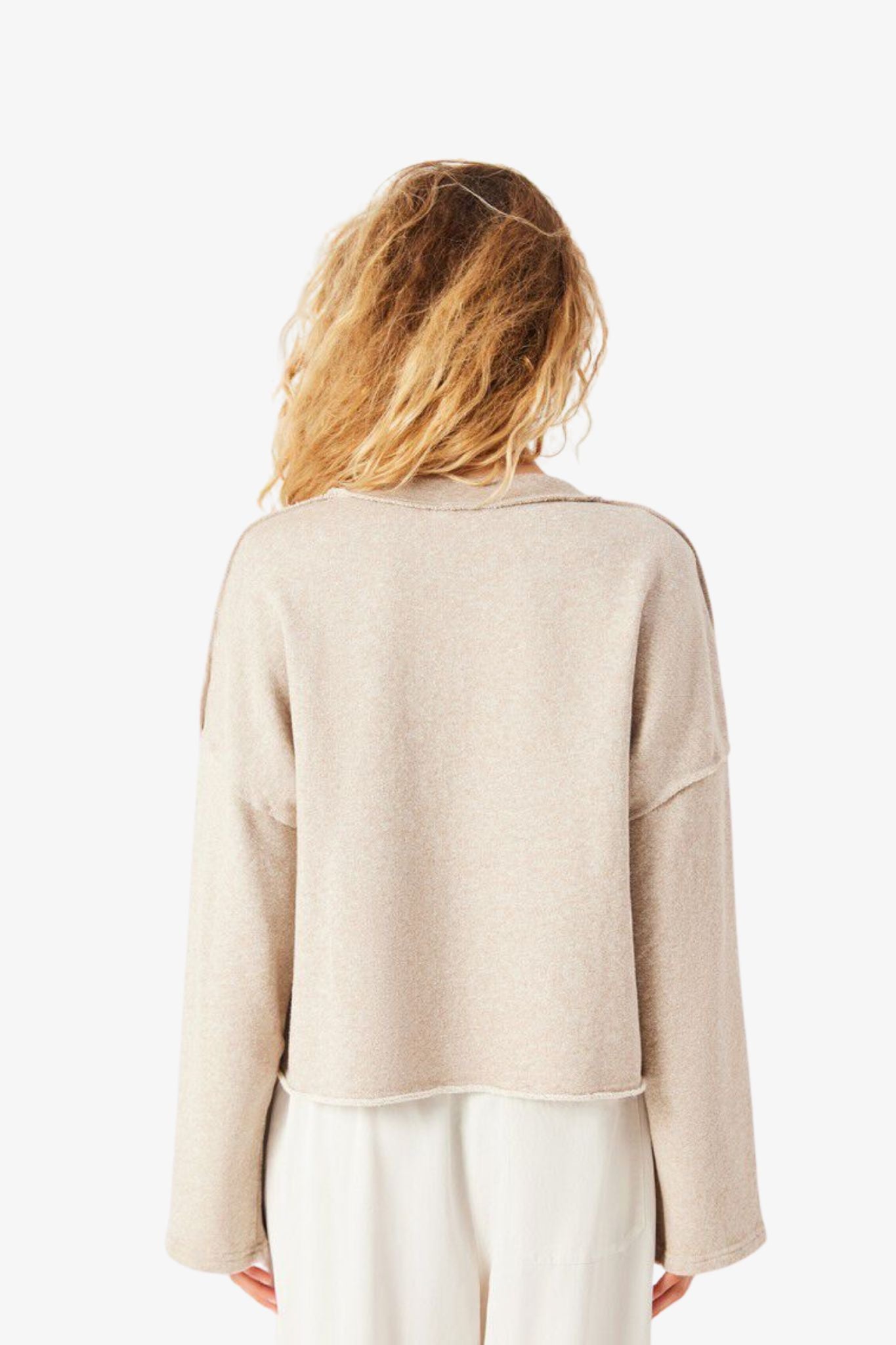 AV | Dantown sweater