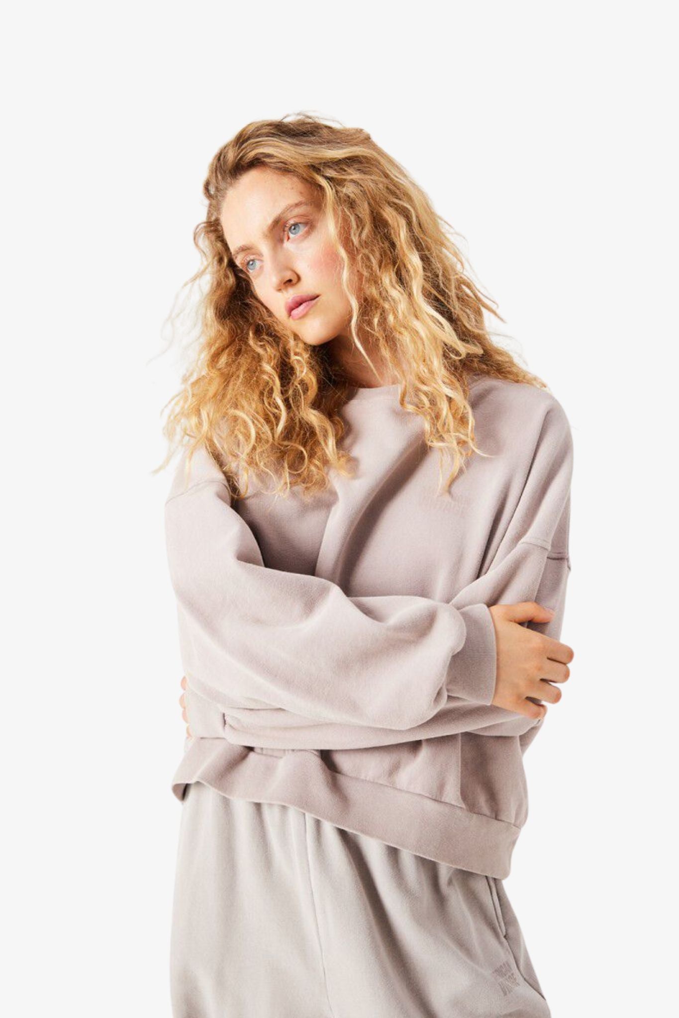 AV | Jitbay sweater
