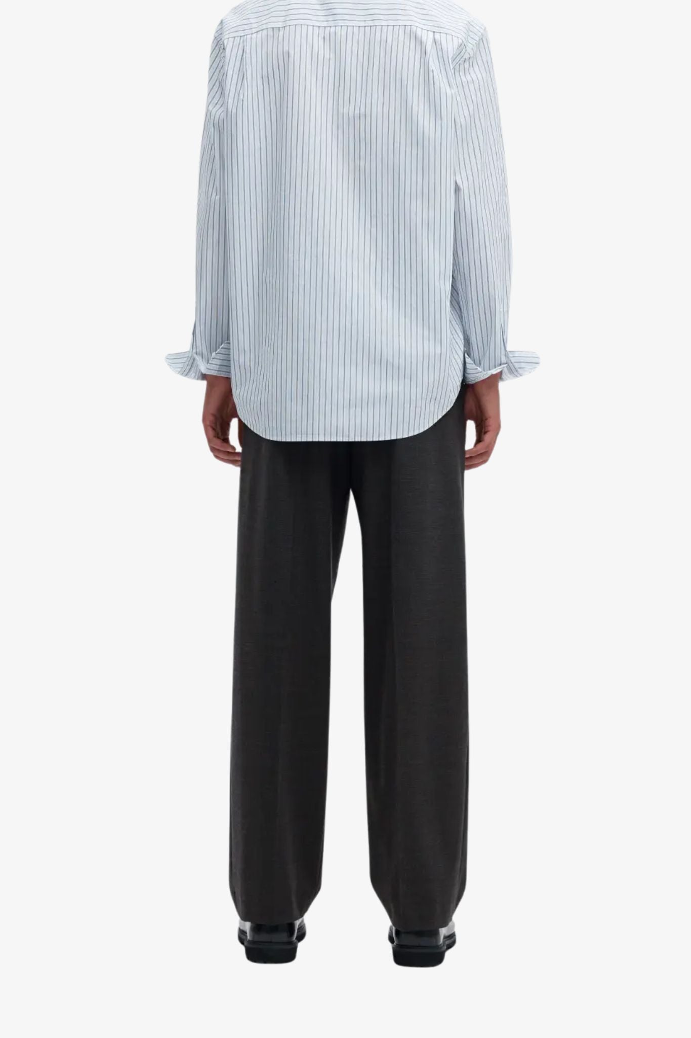 Annarr_Anrnorrwoolblendtrouser2_701effb6-8dd4-4021-a98f-e01531a949cb.jpg