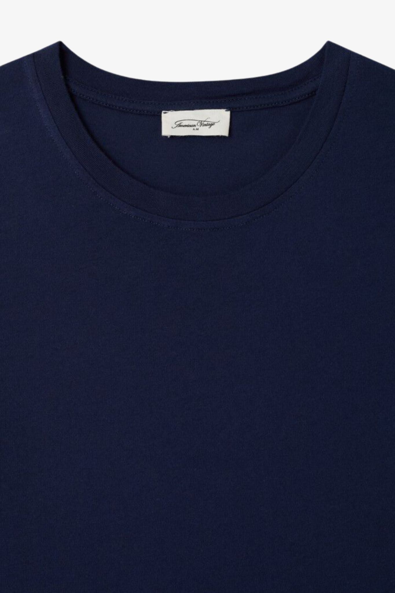 Apoly t-shirt
