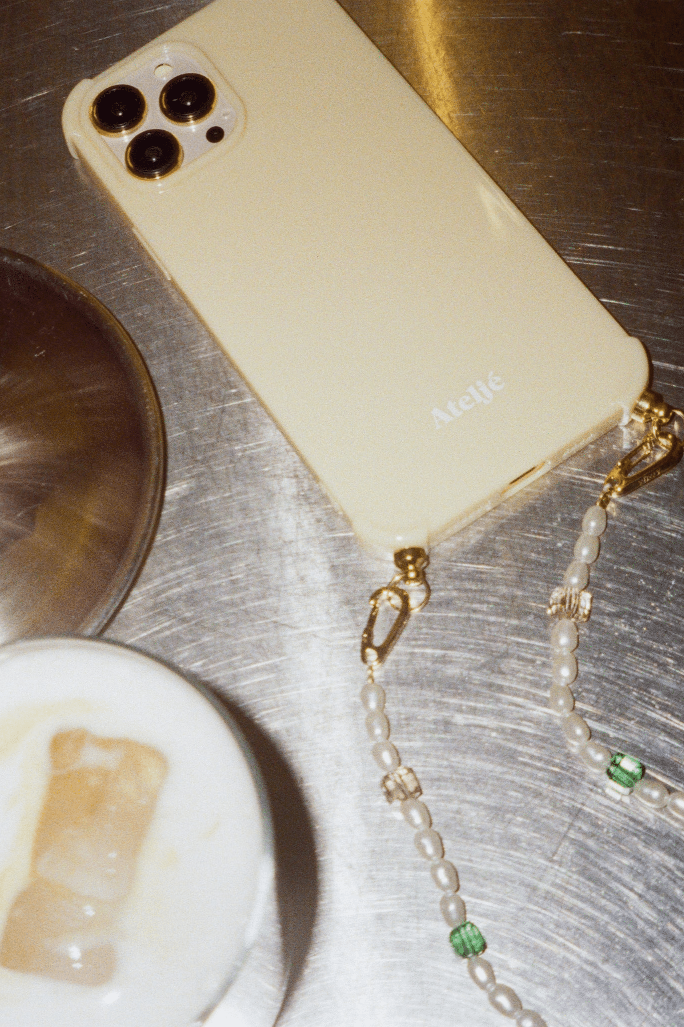 Atelje | Faded yellow case | 21186