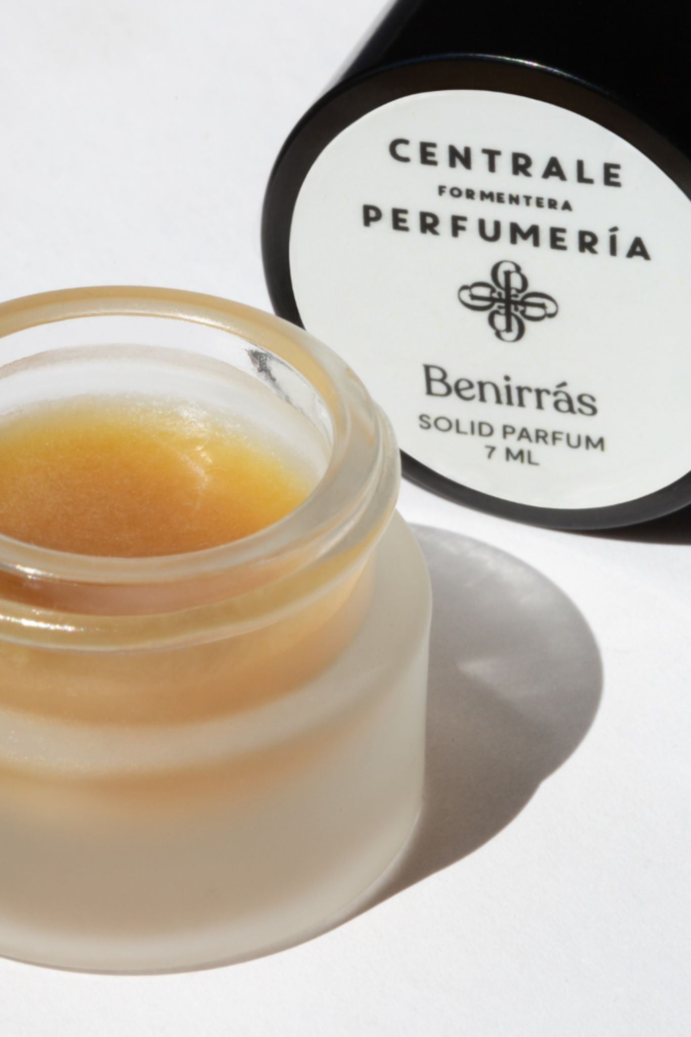 BenirrasperfumewaxCentraleperdumeria2.jpg