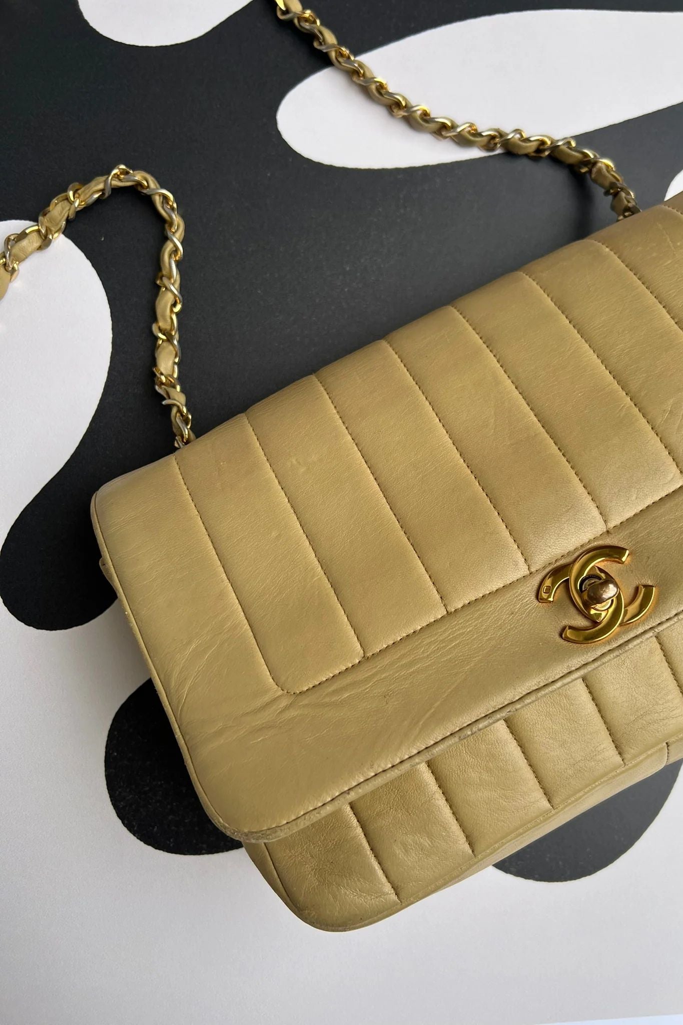 ChanelVintageDianasingleflap2.jpg