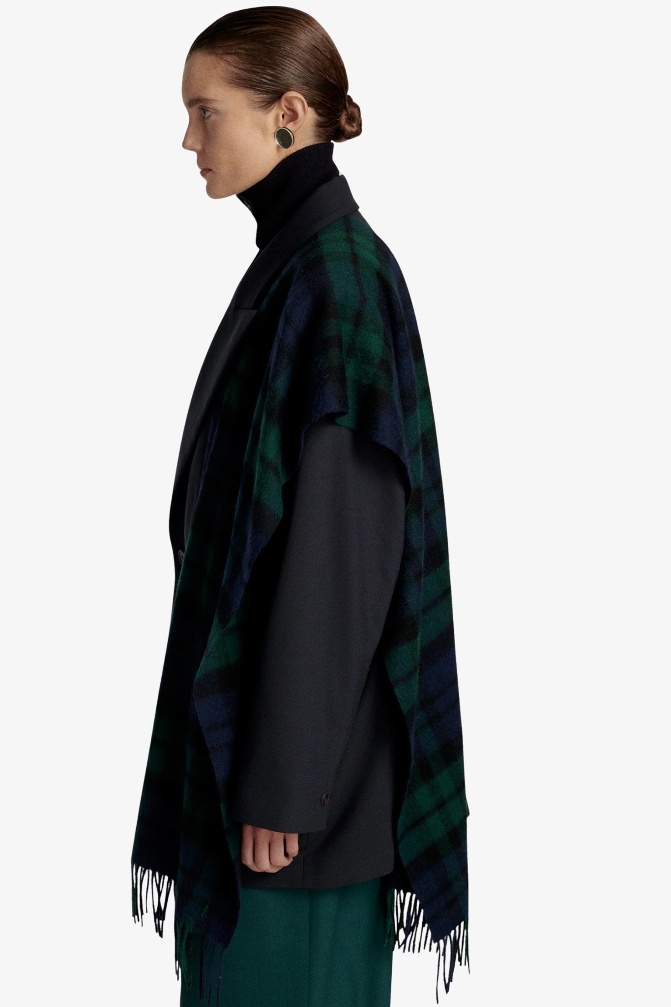 Frenken_Crushed_scarf_blazer1.png