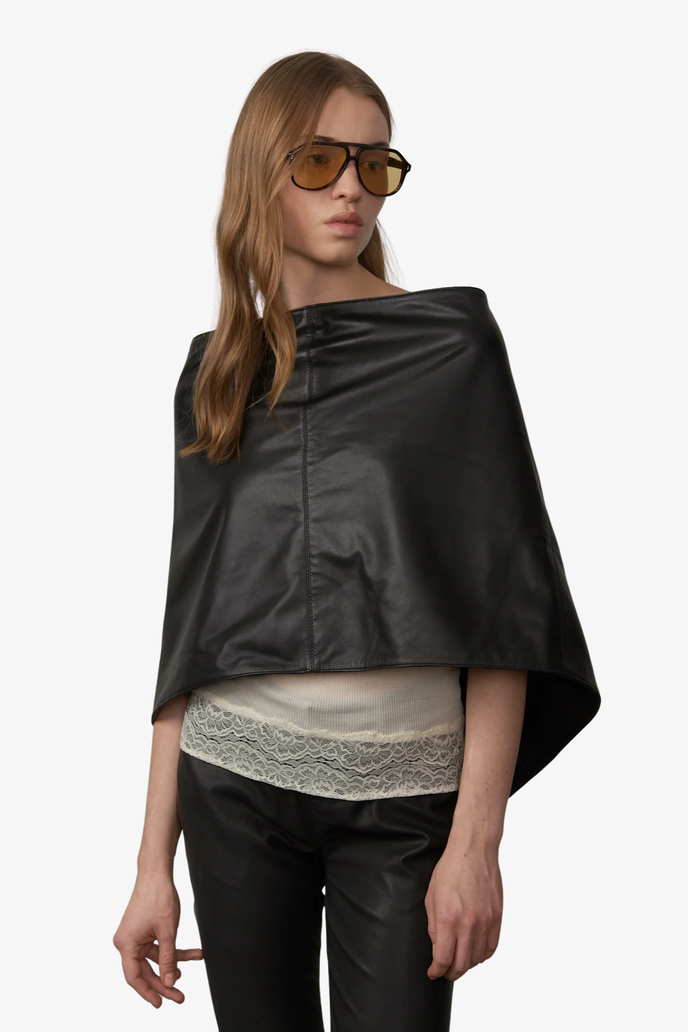 Herskind_Big_leather_scarf1.png
