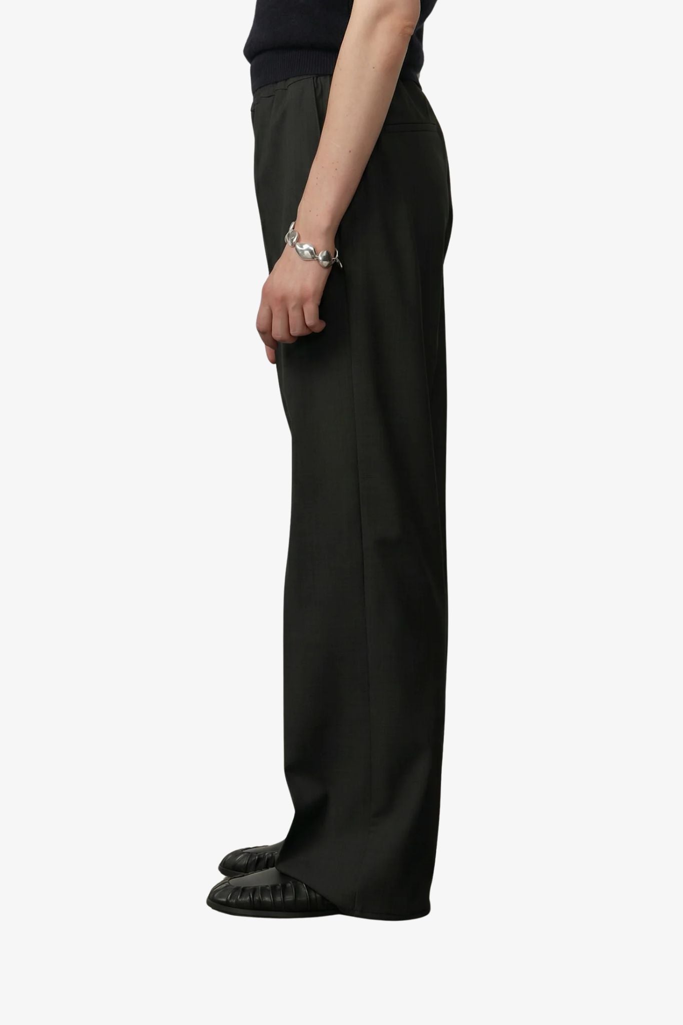 Herskind_Pinkymidwaistpants2.jpg