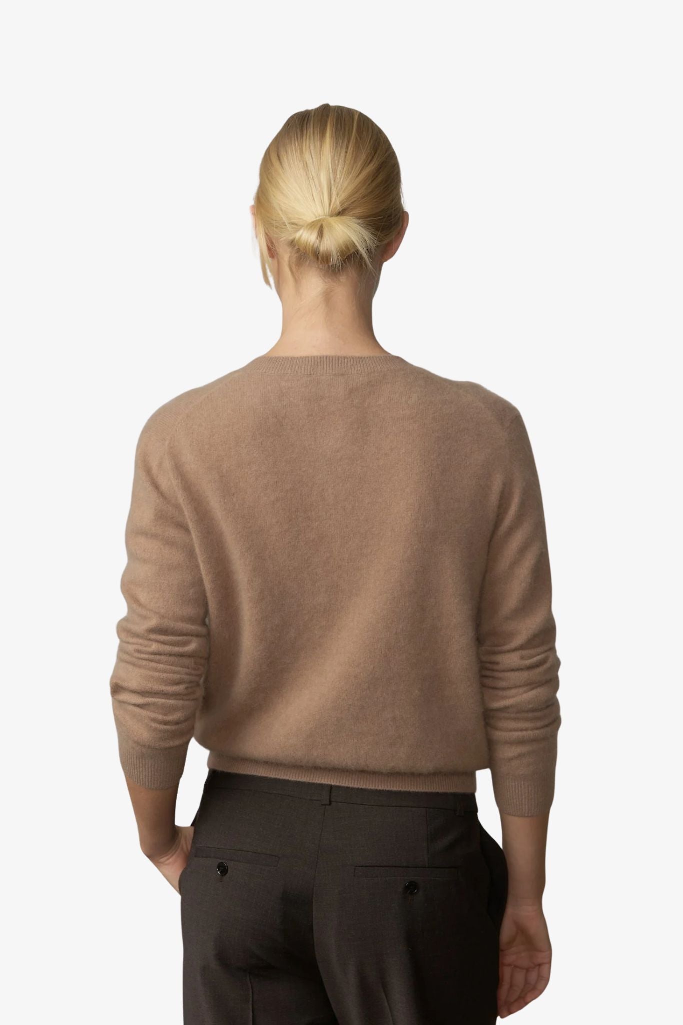 Herskind_RoselleknitCardigan2_379a25a7-f905-40d7-8b33-ecdb5c43227a.jpg