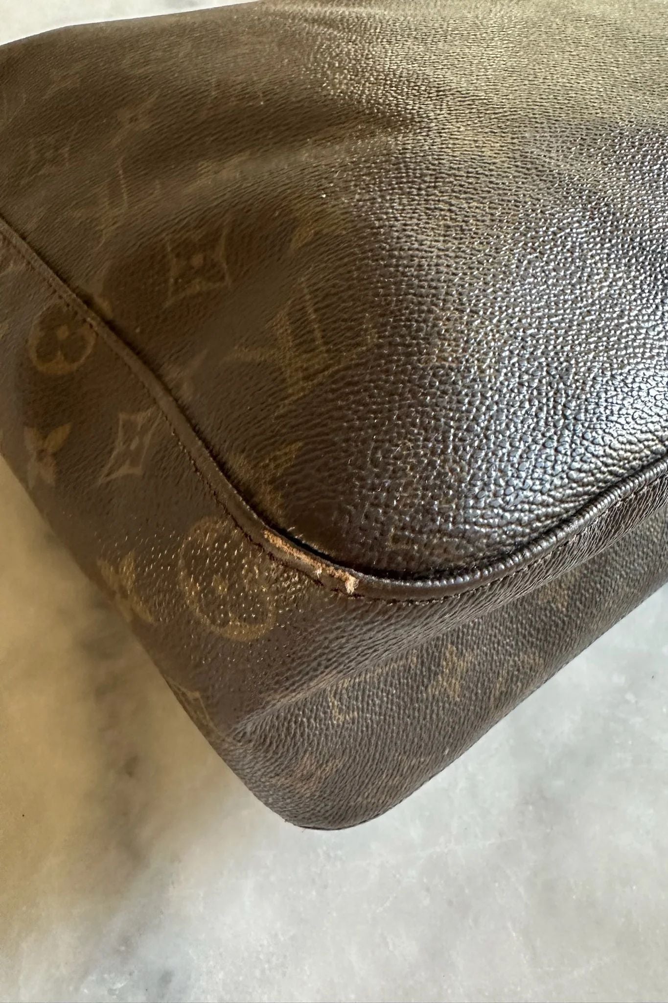 Louis Vuitton Looping