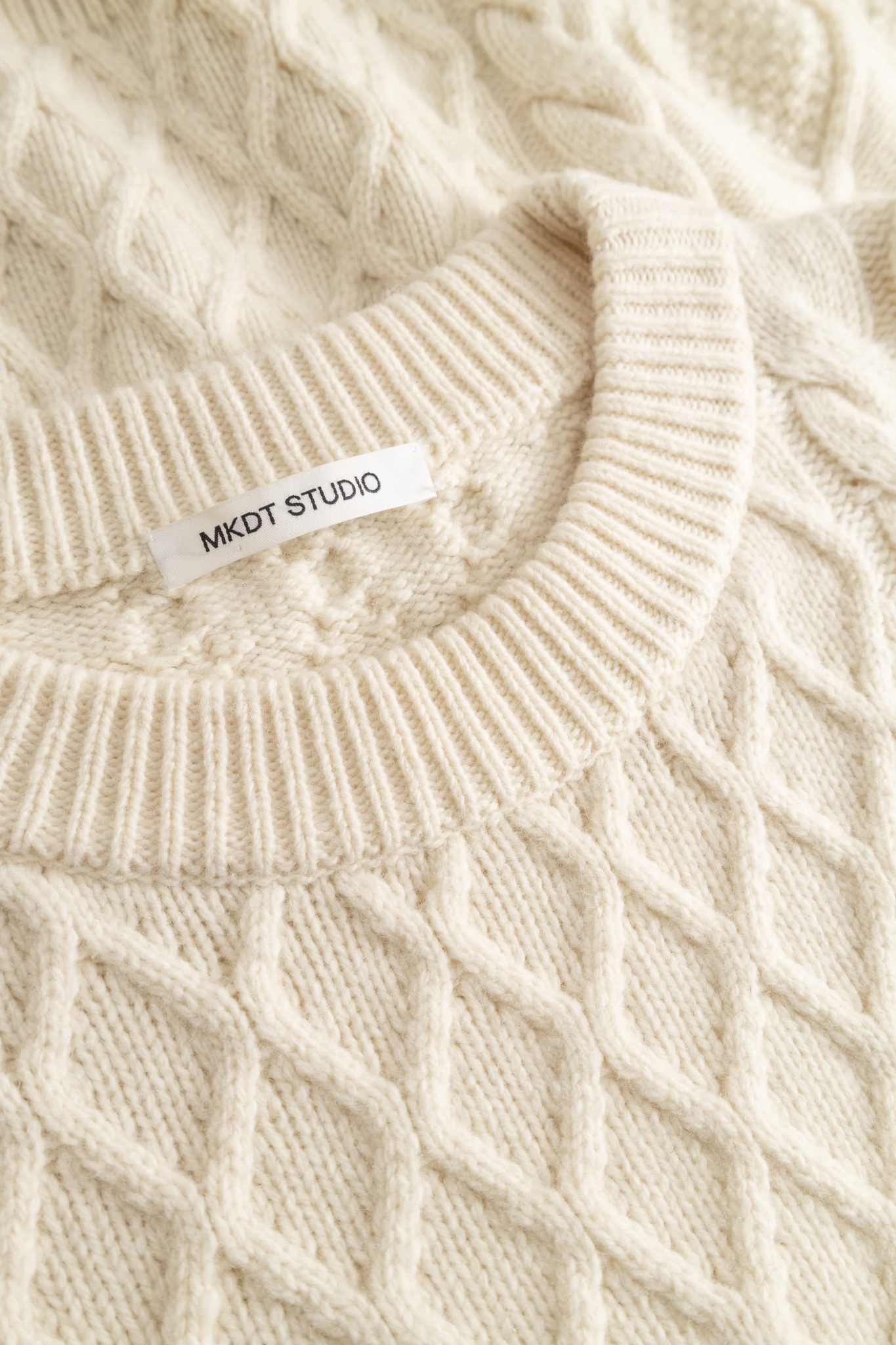 MKDT | Komoro raw wool knit