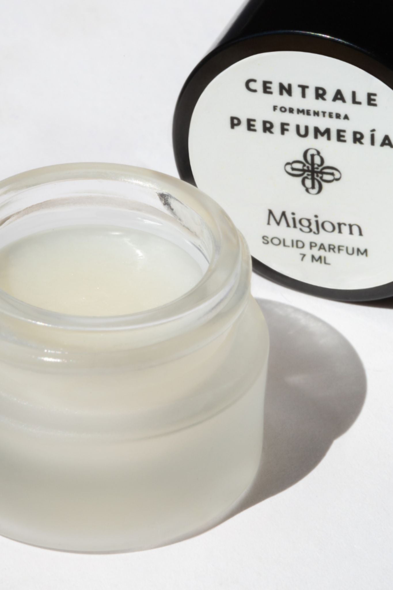 MigjornperfumewaxCentraleperfumeria2.jpg