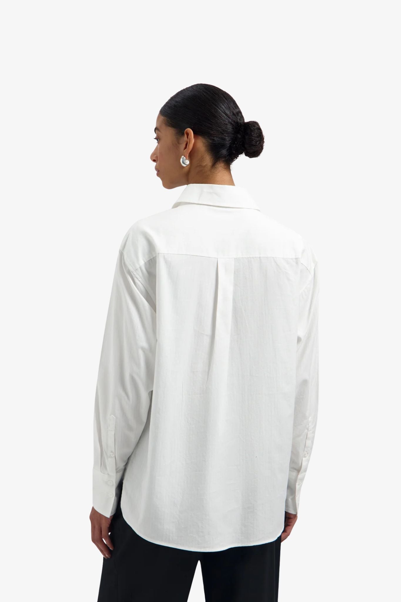 Olaf_Stripedoversizedshirt2.jpg