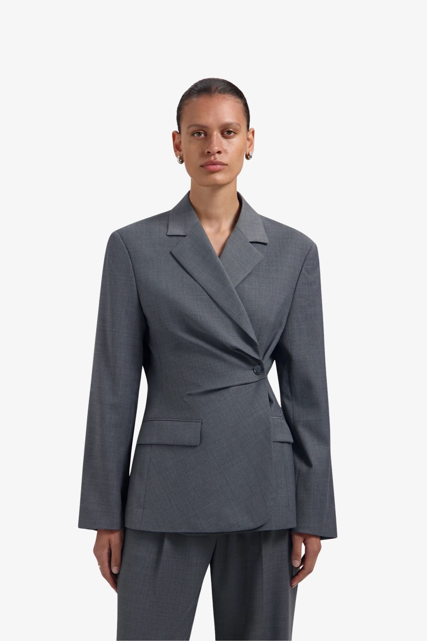 Olaf | Wool asymetric blazer