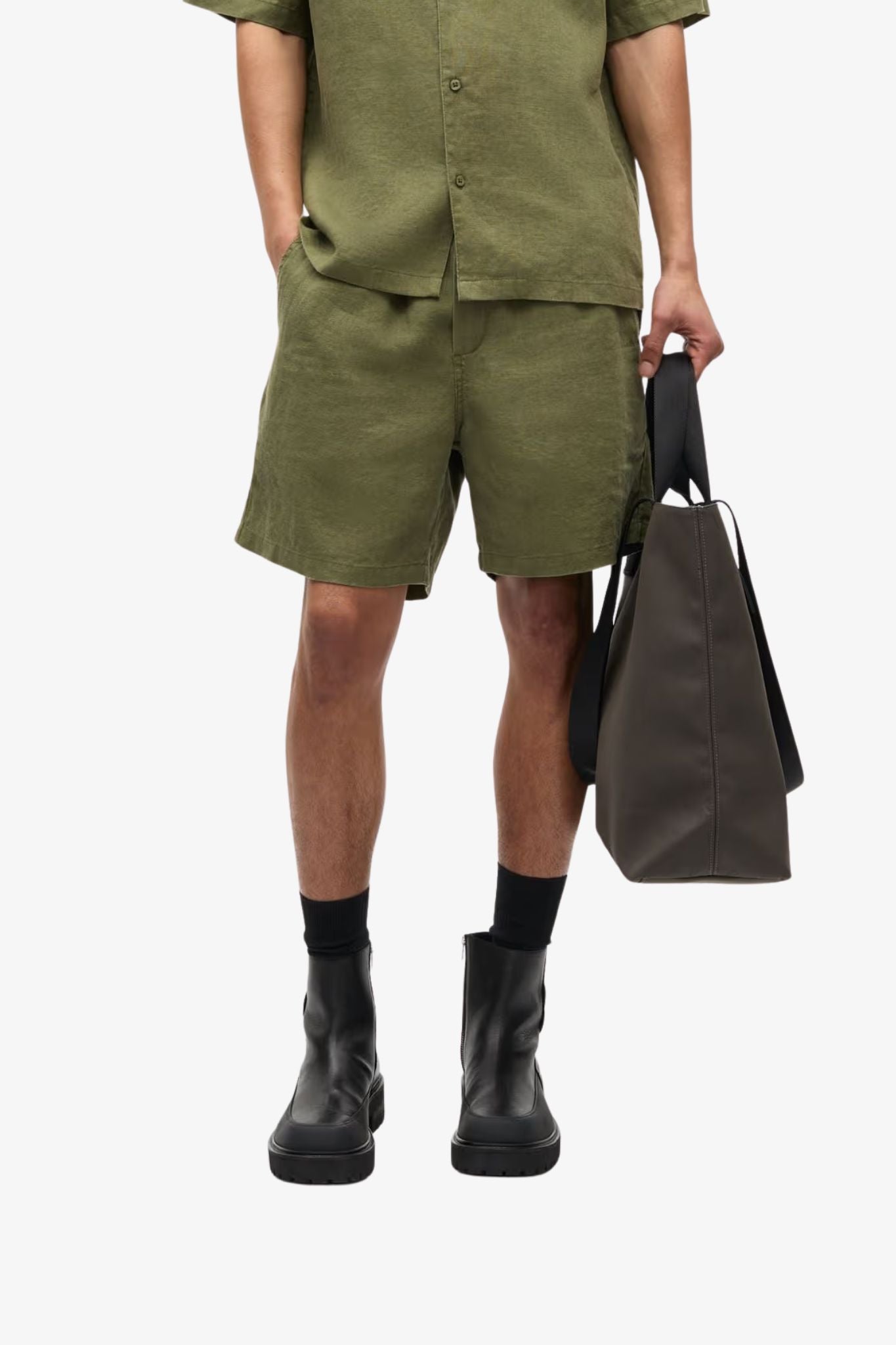 Sajabari shorts