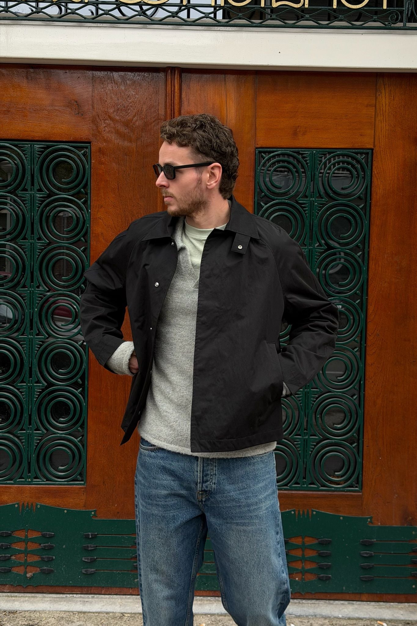 Short raglan coat