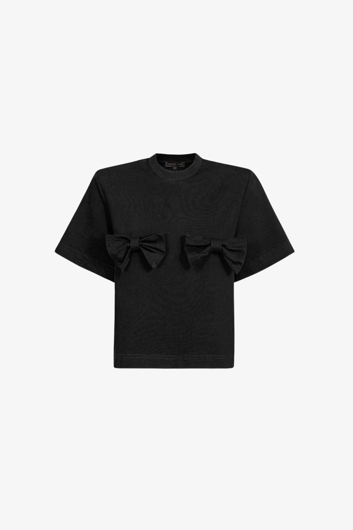 Undress code | everly t-shirt